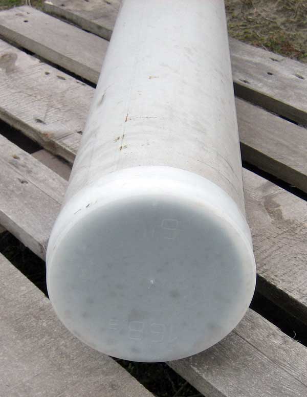 Pipe Spool (Pipe) in the sand with protection