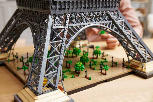 LEGO Releasing Eiffel Tower 2