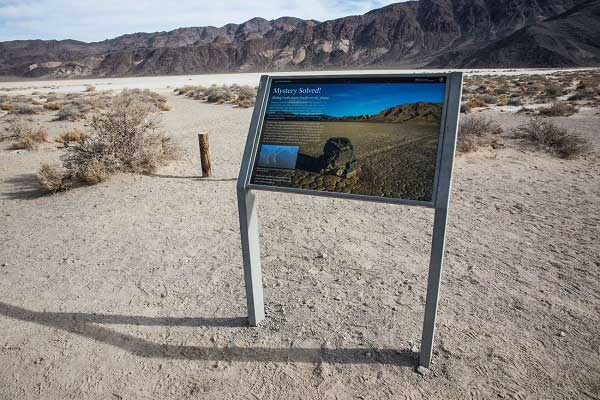 Sailing Stones