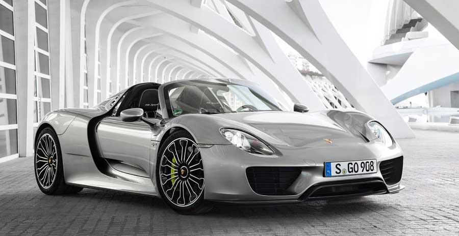 PORSCHE 918 SPYDER